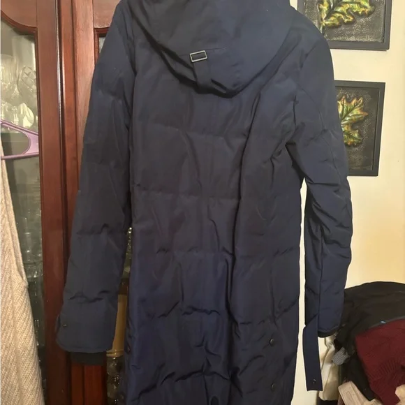 Women’s Canada goose Hooded Jacket - Picture 5 of 5